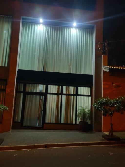 Local Nobre Facil Acesso Pxm Tdo Villa Bauru Bagian luar foto